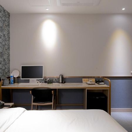 Hound Hotel Seomyeon-Beomcheon Busan Extérieur photo