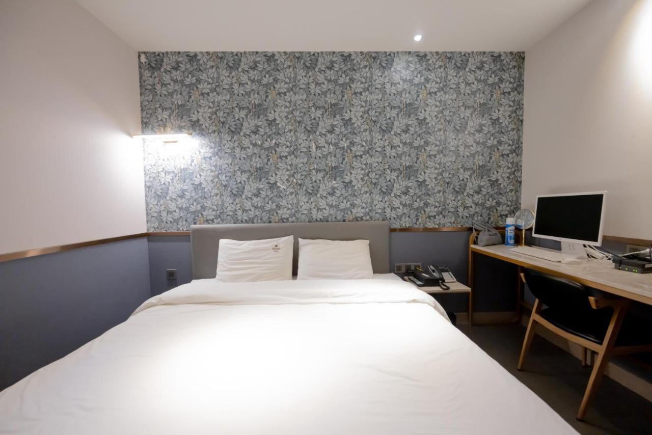Hound Hotel Seomyeon-Beomcheon Busan Extérieur photo