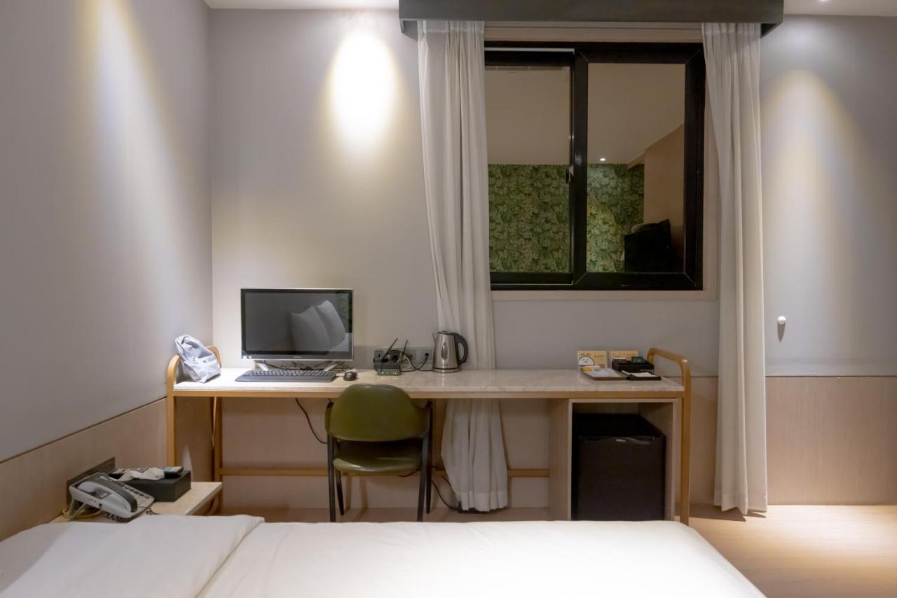 Hound Hotel Seomyeon-Beomcheon Busan Extérieur photo