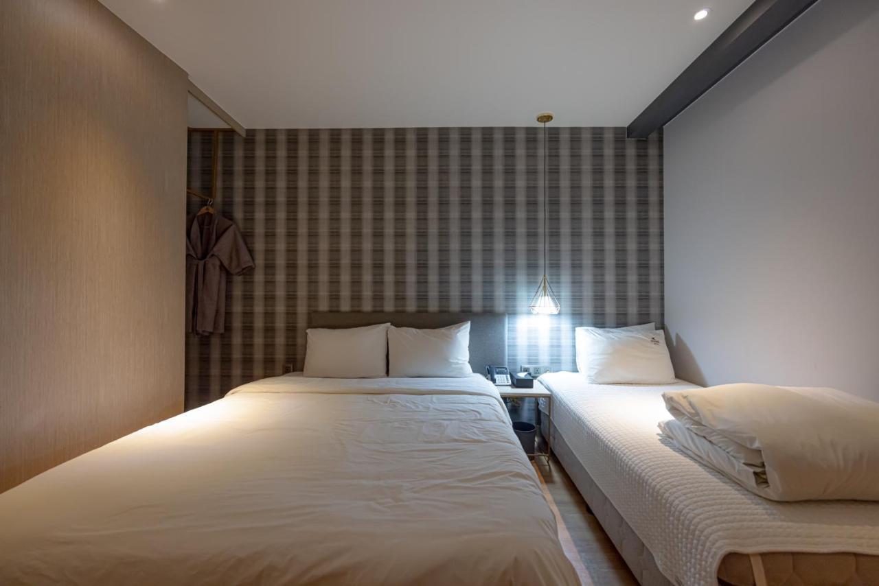 Hound Hotel Seomyeon-Beomcheon Busan Extérieur photo