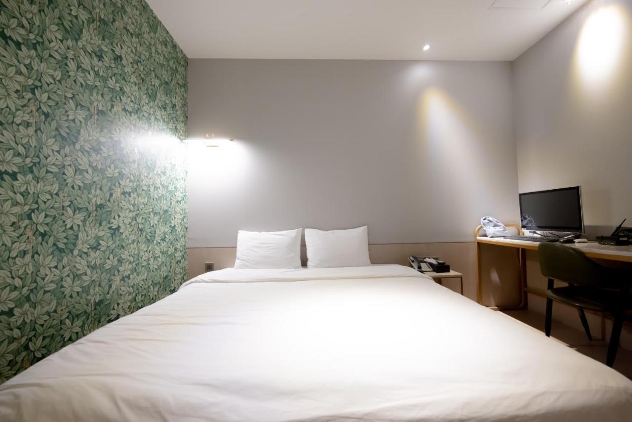 Hound Hotel Seomyeon-Beomcheon Busan Extérieur photo