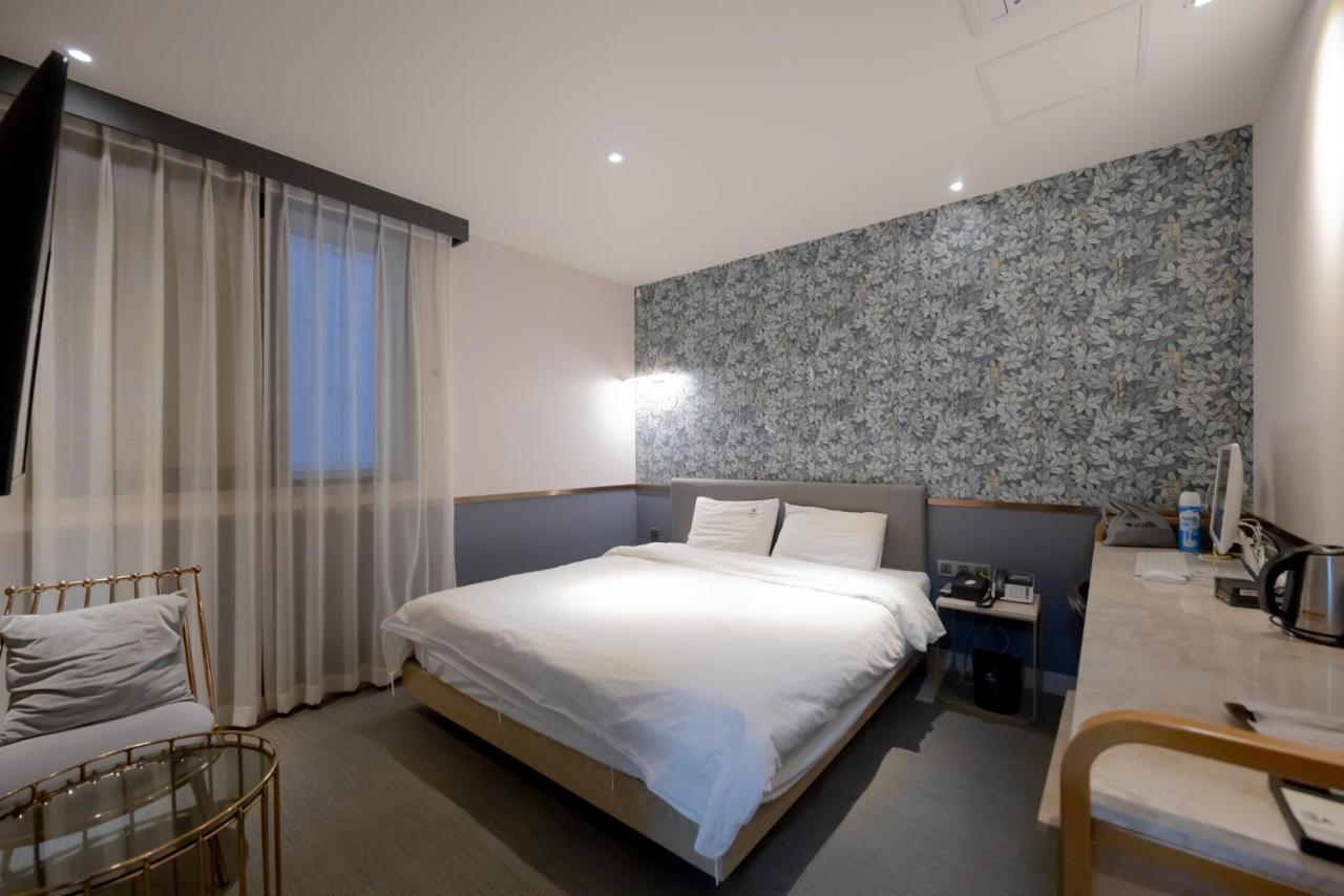 Hound Hotel Seomyeon-Beomcheon Busan Extérieur photo