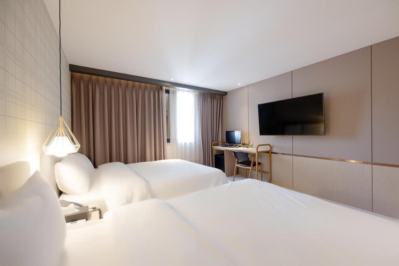 Hound Hotel Seomyeon-Beomcheon Busan Extérieur photo
