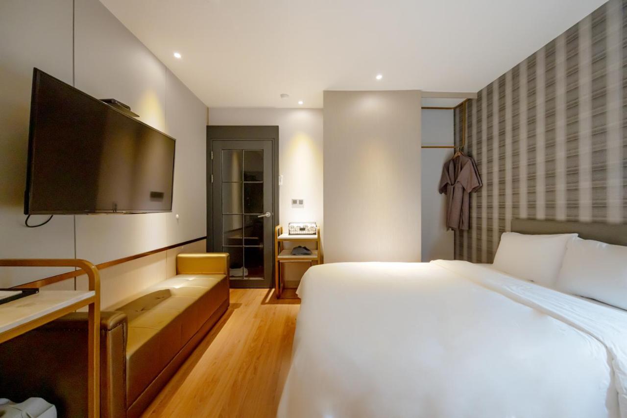 Hound Hotel Seomyeon-Beomcheon Busan Extérieur photo