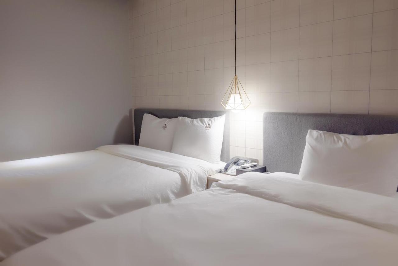 Hound Hotel Seomyeon-Beomcheon Busan Extérieur photo